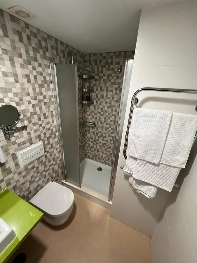 Apartahotel BENALBEACH LOFT Encatador Benalmádena